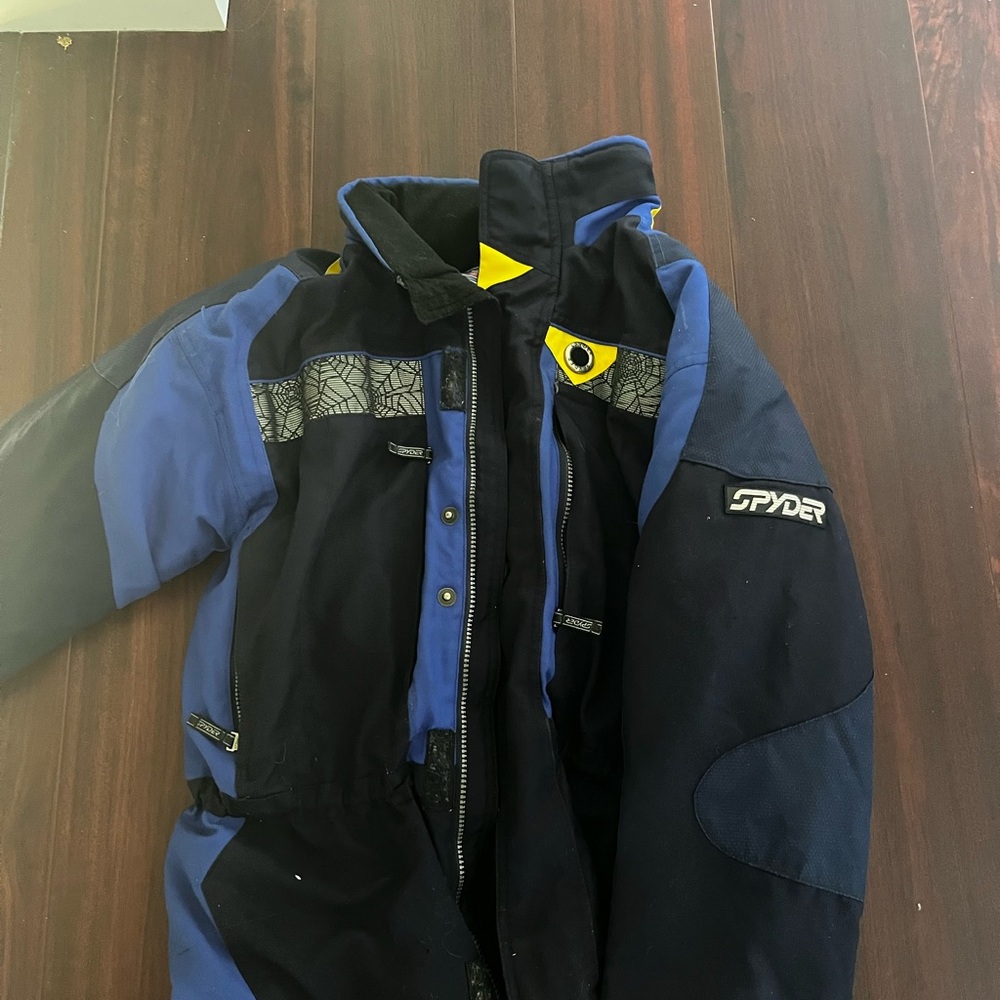 Kids size 16 Spyder ski jacket